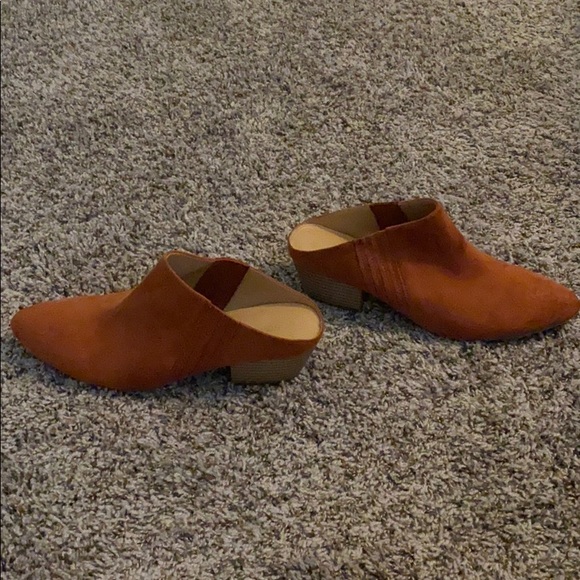 BCBG Burnt Terra Lori Style Suede Booties - Picture 4 of 5